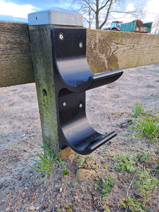 Bom holder